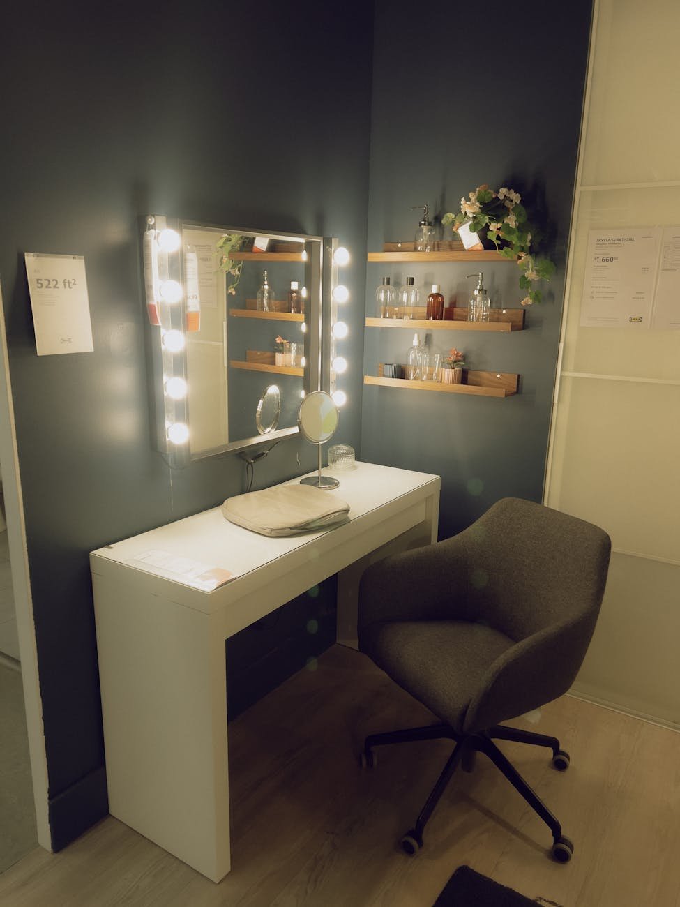 Lighted Vanity Mirrors: A Must-Have for Perfect Grooming